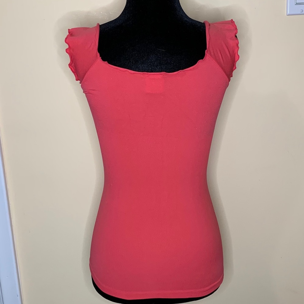 ~ 725 Originals Ruffled Tank ~ - Picture 3 of 5
